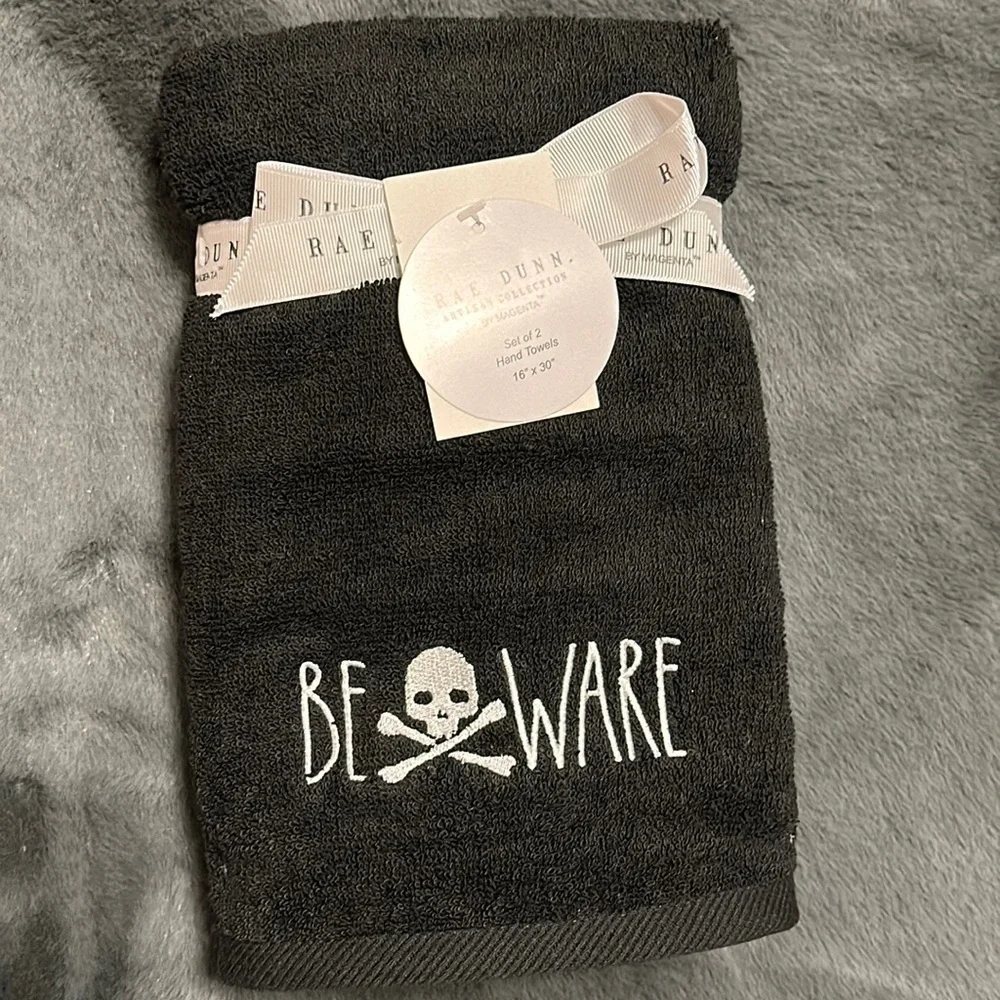 NWT Rae Dunn 2 Pack of Halloween Hand Towels